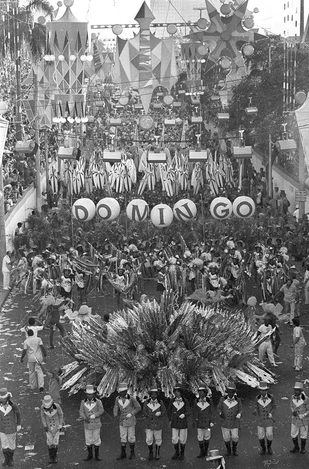 Desfile da Ilha - Domingo. Foto: Arquivo da Ilha