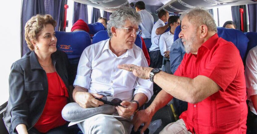 Dilma, o governador Ricardo Coutinho e Lula. Foto: Reprodução Rede Social