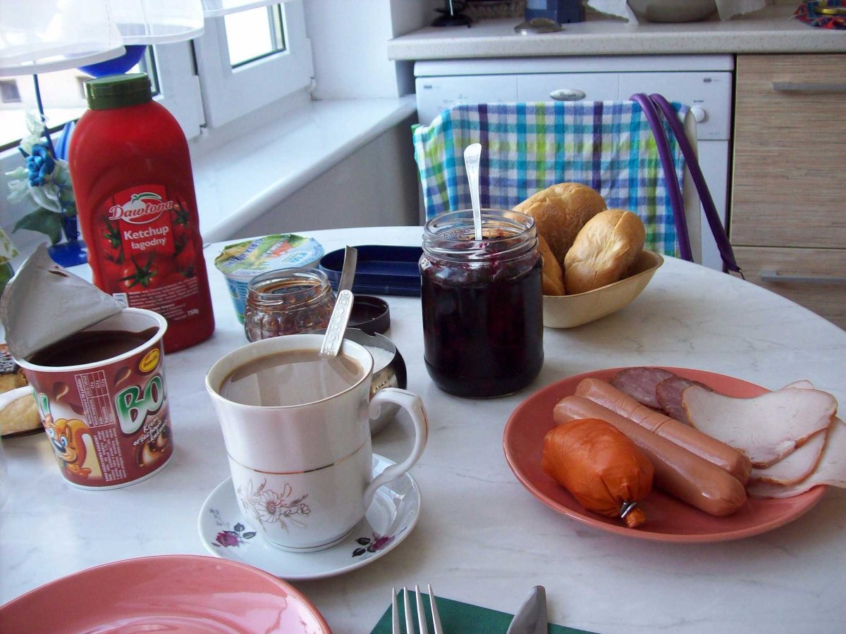 Café da manhã na Polônia. Foto: Reprodução