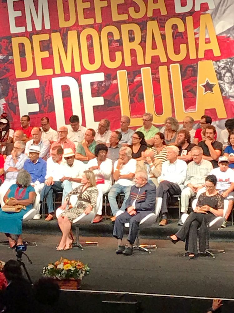 Lula no Teatro Casa Grande. Foto: SRzd
