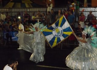 Primeiro Casal de Mestre-Sala e Porta-Bandeira. Foto: SRzd Carnaval, Bruna Gonçalves