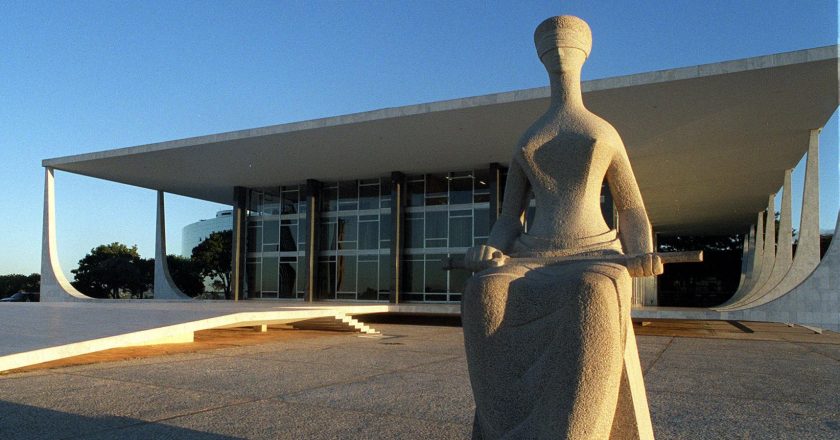 Estátua da Justiça em frente ao prédio do Supremo Tribunal Federal (STF). Foto: Divulgação