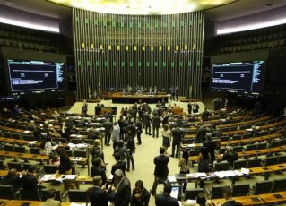 Congresso derruba veto e mantém refinanciamento de dívidas de microempresas. Foto: Fabio Rodrigues Pozzebom/Agência Brasil