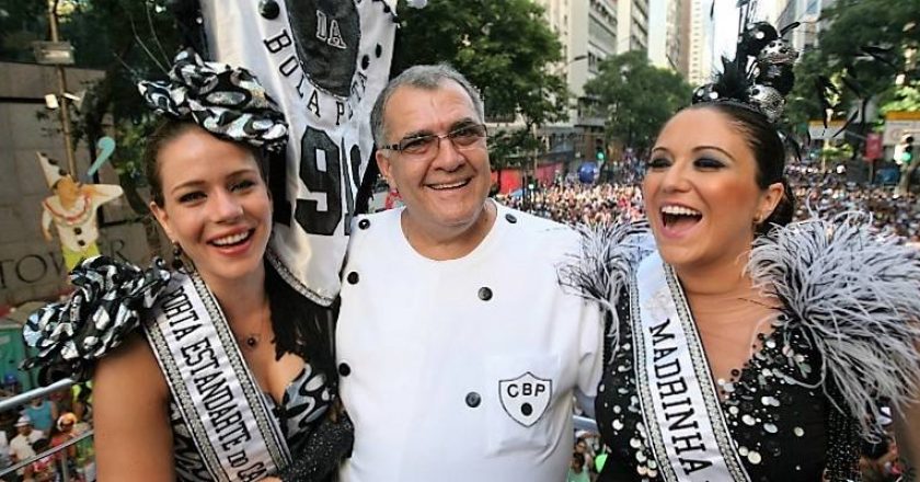 Leandra Leal, porta-estandarte do Cordão da Bola Preta; Pedro Ernesto; e Maria Rita, madrinha do Cordão da Bola Preta