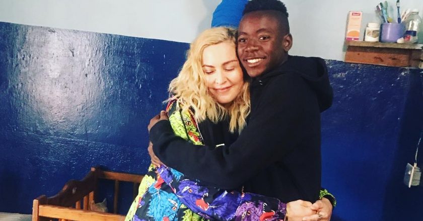 Madonna e seu filho David Banda. Foto: Reprodução/Instagram