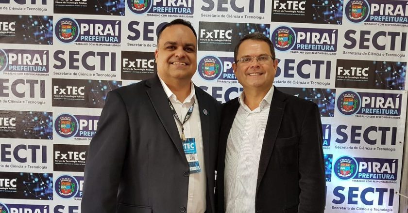 Secretário Charles Barizon e Sidney Rezende. Foto: Alexandre Teixeira
