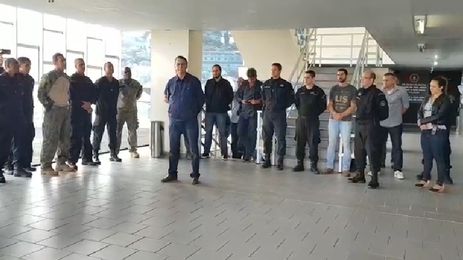 Candidato do PSL à Presidência da República visitou a sede do Batalhão de Operações Policiais Especiais. Foto: Reprodução de Internet