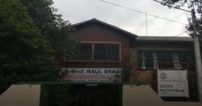 Fachada da Escola Estadual Raul Brasil, em Suzano (SP) - Reprodução/Google Maps