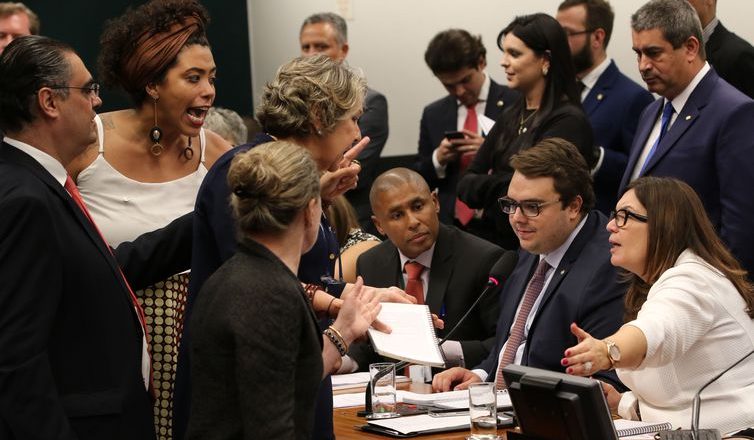 Reunião da Comissão de Constituição e Justiça (CCJ). Foto: Fabio Rodrigues Pozzebom/Agência Brasil