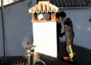Ladrão invade casa pela chaminé e fica preso em duto de 30 cm. Foto: Reprodução de Internet