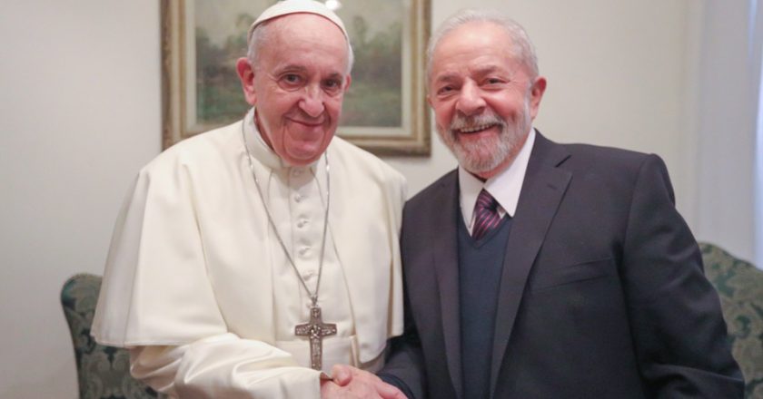 Lula publica foto ao lado do Papa Francisco. Foto: Reprodução