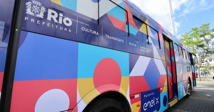 , Prefeitura do Rio lança tour em ônibus elétrico por Madureira. Foto: Beth Santos/Prefeitura do Rio