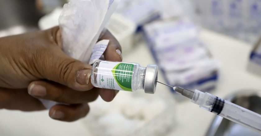 Vacinação contra a gripe. Foto: Agência Brasil/Arquivo/Gilberto Marques/Governo do Estado de São Paulo