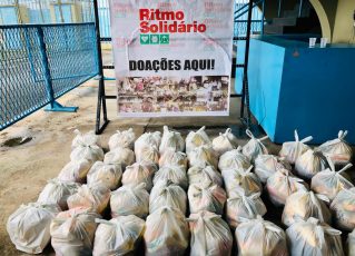 Ritmo Solidário entrega cestas básicas na Sapucaí. Foto: Divulgação