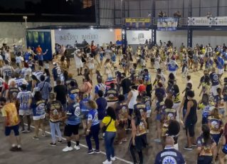 Ensaio da Águia de Ouro para o Carnaval 2022. Foto: Brasileiro Por Opção/YouTube