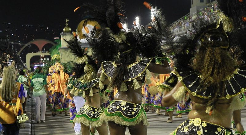 Desfile 2013 da União de Jacarepaguá. Foto Tata Barreto/Riotur