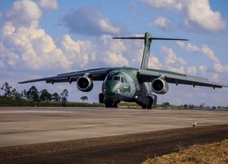 Avião da FAB vai à Polônia para resgatar brasileiros que fugiram da Ucrânia. Foto: A. Soares/Força Aérea Brasileira (FAB)/Agência Brasil