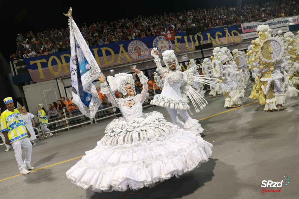 Desfile 2022 da Águia de Ouro. Foto: Cesar R. Santos/SRzd