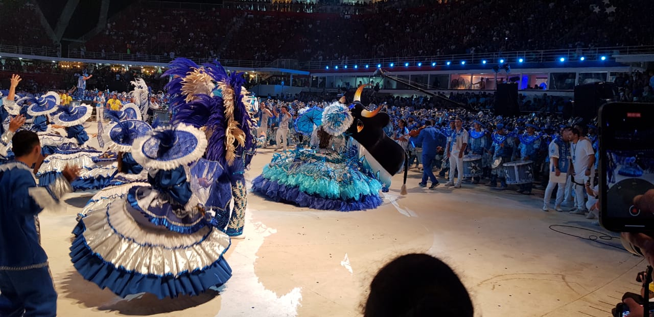 Boi Caprichoso na terceira noite do Festival de Parintins 2022. Foto: Guilherme Queiroz/SRzd