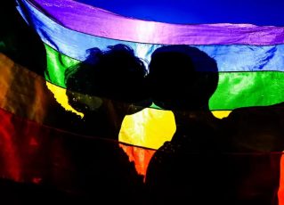 Beijo na Parada LGBT. Foto: Fotos Públicas/Paulo Pinto
