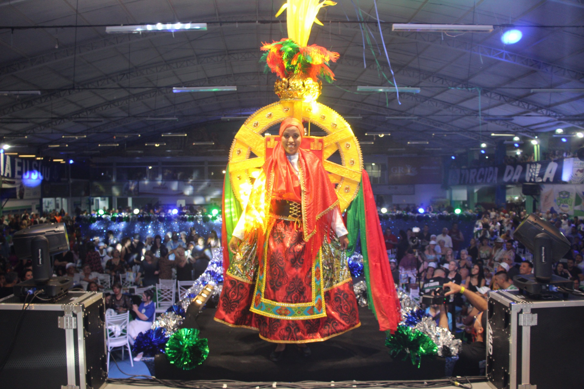 Fantasia da Vila Maria para o Carnaval 2023. Foto: Paulo Sadao e Ladislau/Facebook