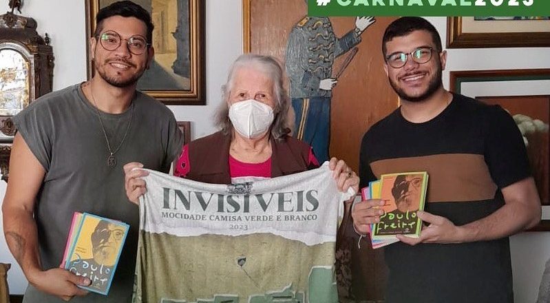 Renan Ribeiro, Dª. Nita Freire e João Victor Ferro. Foto: Facebook/Camisa Verde e Branco