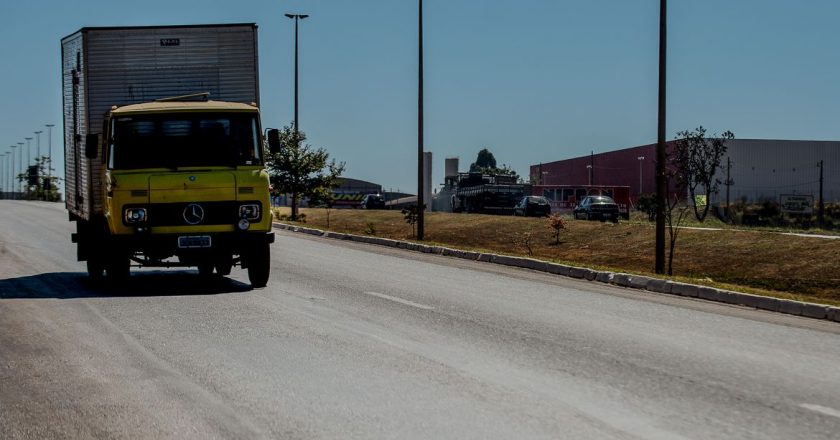 Caminhões trafegam pela BR-040. Foto: Marcelo Camargo/Agência Brasil