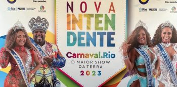 Rei Momo Djferson Mendes, acompanhado da Rainha e das princesas do Carnaval. Foto: Beth Santos/Prefeitura do Rio