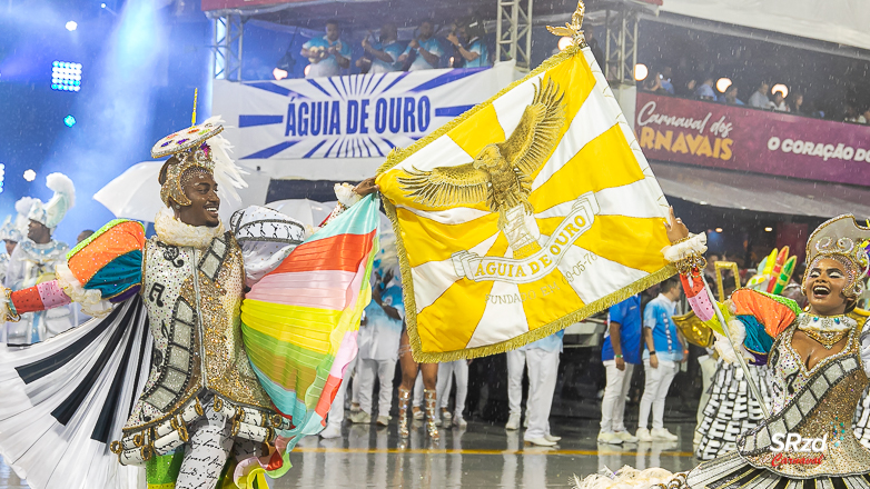 Desfile 2023 da Águia de Ouro. Foto: Cesar R. Santos/SRzd