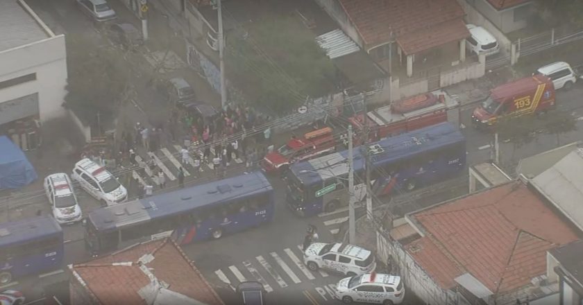 Aluno esfaqueia professores e estudante em escola de São Paulo. Foto: Reprodução/TV Globo