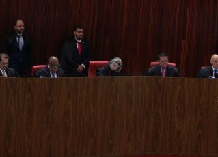 Tribunal Superior Eleitoral (TSE) em sessão plenária. Foto: Valter Campanato/Agência Brasil