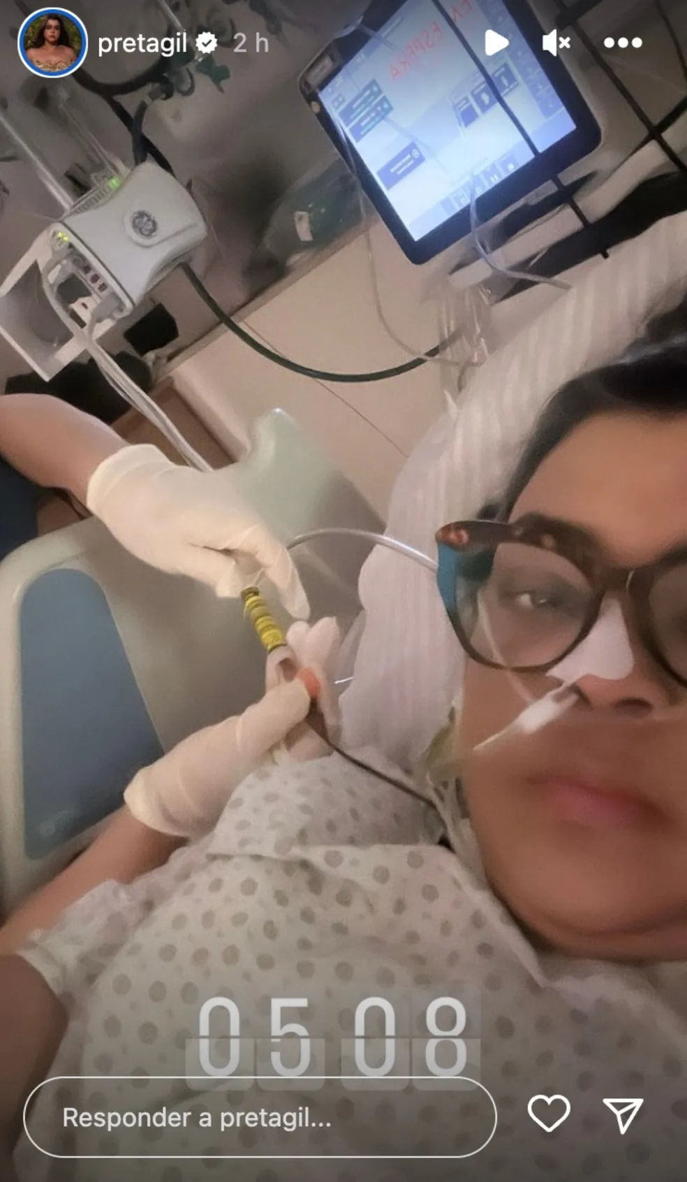 Preta Gil posta selfie no hospital após cirurgia. Foto: Reprodução/Instagram